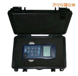 ���������y��x