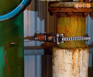 �����ھ����g�ں�O(ji��n)�؃x